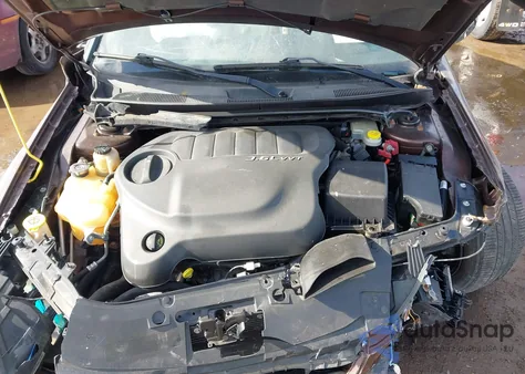 2013 Chrysler 200 Limited z USA, uszkodzony, nr VIN 1C3CCBCG7DN516507